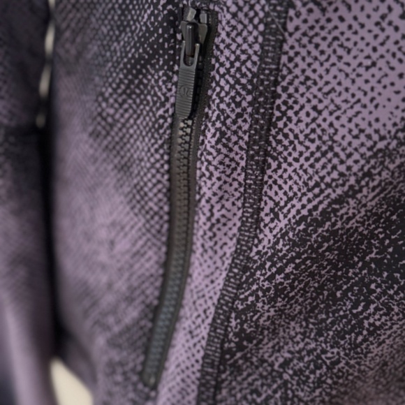 lululemon Define Jacket - Picture 8 of 16